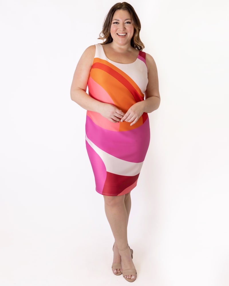 Front of a model wearing a size 16 Abstract Scuba Sheath Dress in Pink by Marée Pour Toi. | dia_product_style_image_id:273680